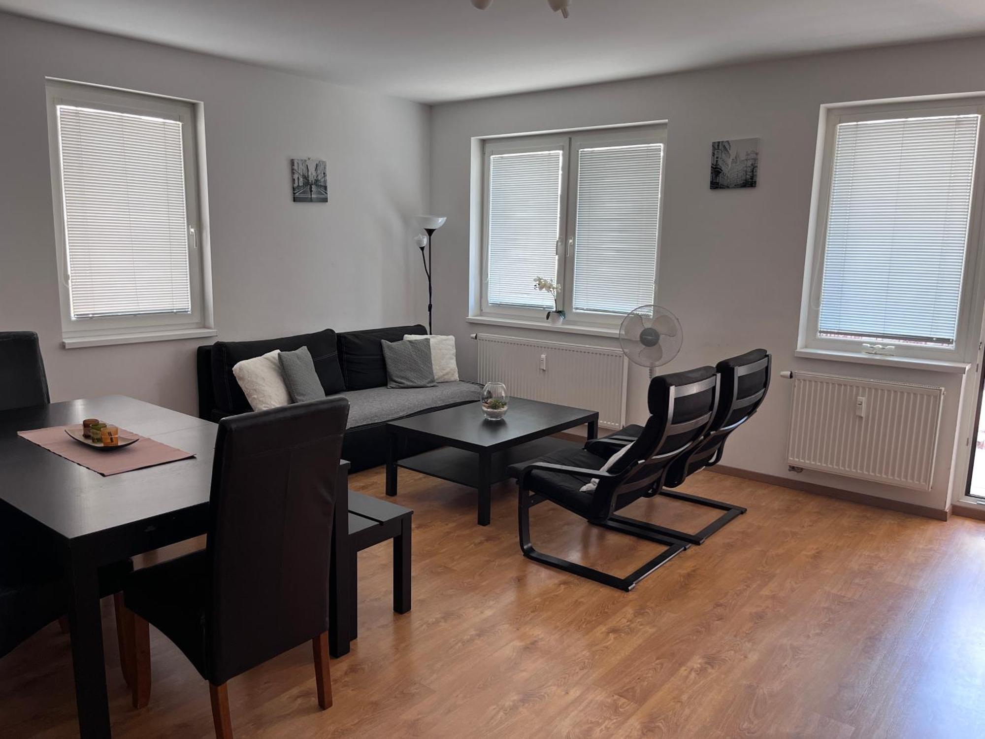 Apartman Bratislava City & Parking Экстерьер фото