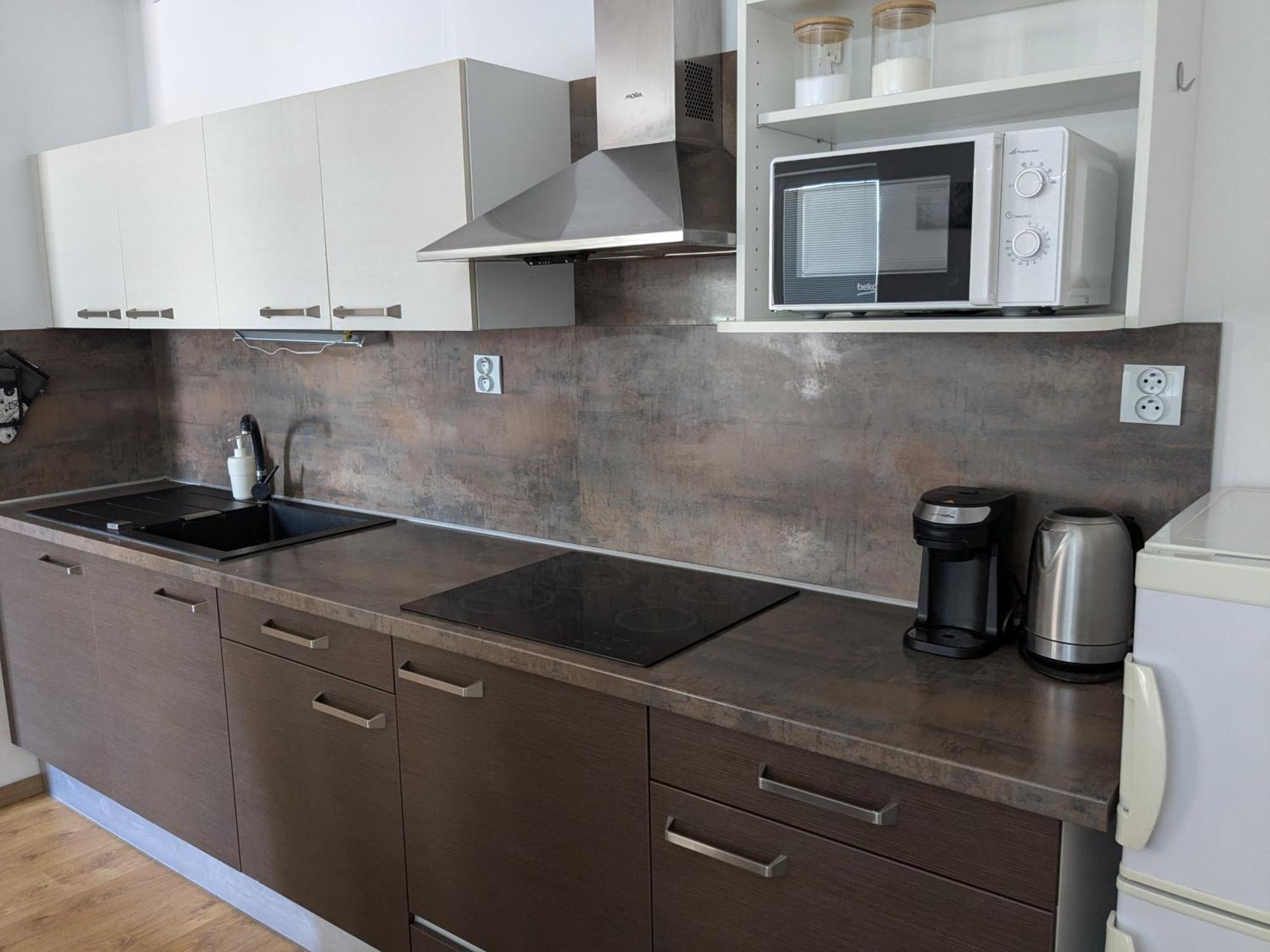 Apartman Bratislava City & Parking Экстерьер фото